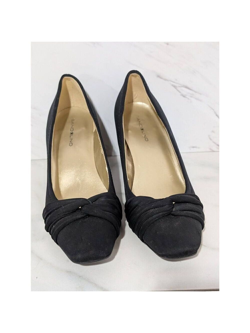 Bandolino Women's Black Fabric Patent Leather Square Toe Pump 2.5" Heels Size 9M